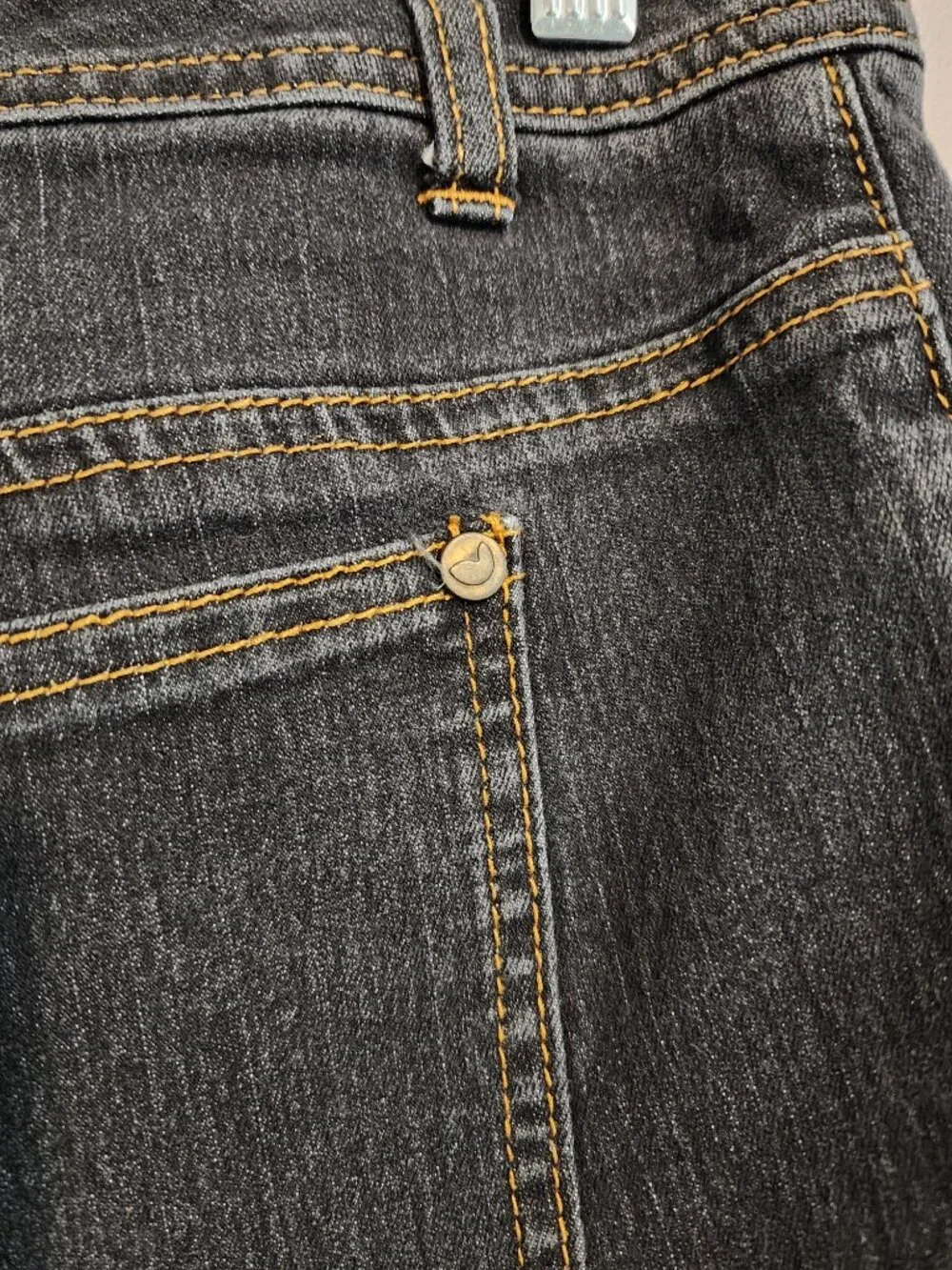 2/$30 Woman Within Modern Fit Dark Wash Blue Jean Shorts Size 14W - Picture 8 of 9